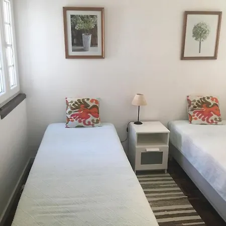 3 Bedroom Town House - Historic Centre Of Cascais. 100 Mts From The And Centre Of