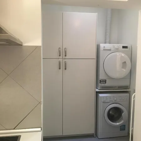 3 Bedroom Town House - Historic Centre Of Cascais. 100 Mts From The And Centre Of * קסקאיס