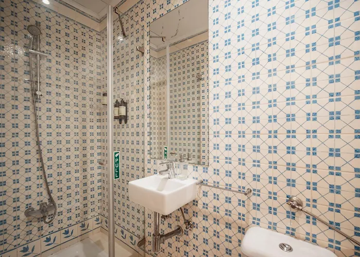 Casa vacanze 3 Bedroom Town House - Historic Centre Of Cascais. 100 Mts From The And Centre Of *