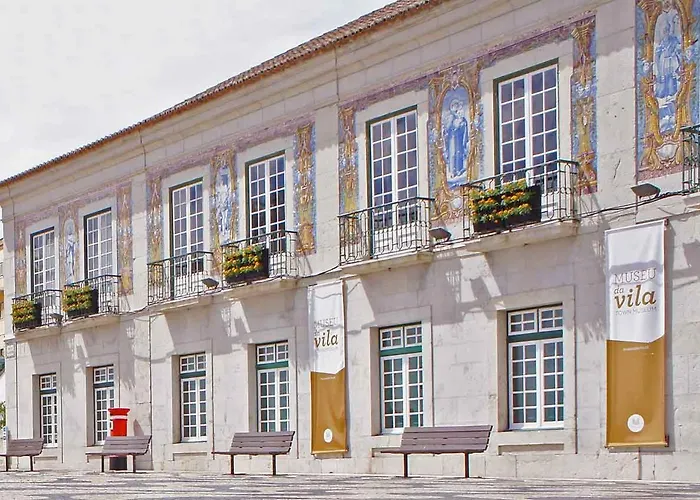 3 Bedroom Town House - Historic Centre Of Cascais. 100 Mts From The And Centre Of * Cascais