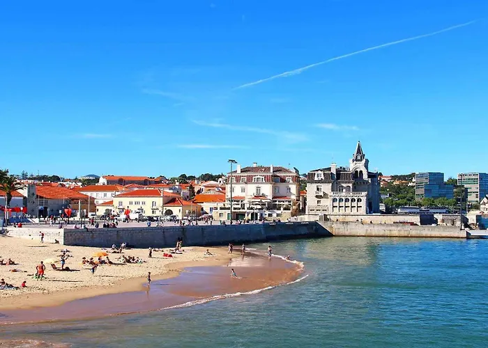 Casa vacanze 3 Bedroom Town House - Historic Centre Of Cascais. 100 Mts From The And Centre Of Cascais
